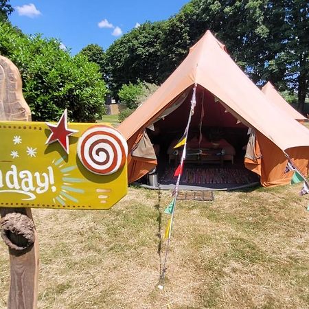 Cocoon Village - Glamping - Domaine Des Grottes De Han Rochefort Exterior photo