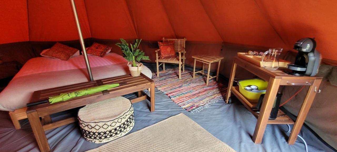 Cocoon Village - Glamping - Domaine Des Grottes De Han Rochefort Exterior photo